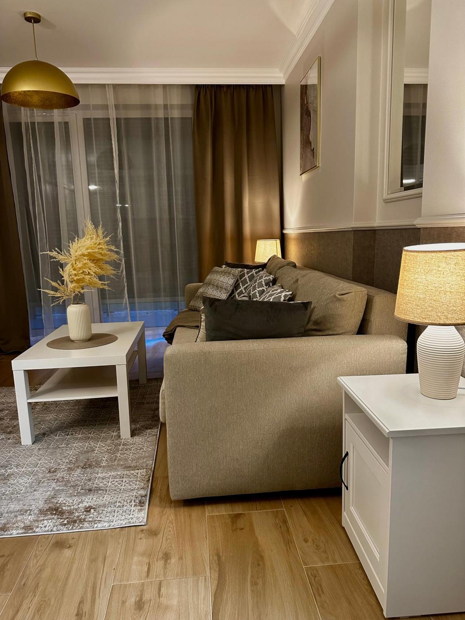 Apartamenty Kielce- Klonowa Nad Zalewem, 1-13 Osob, Faktura, Parking, Centrum Экстерьер фото