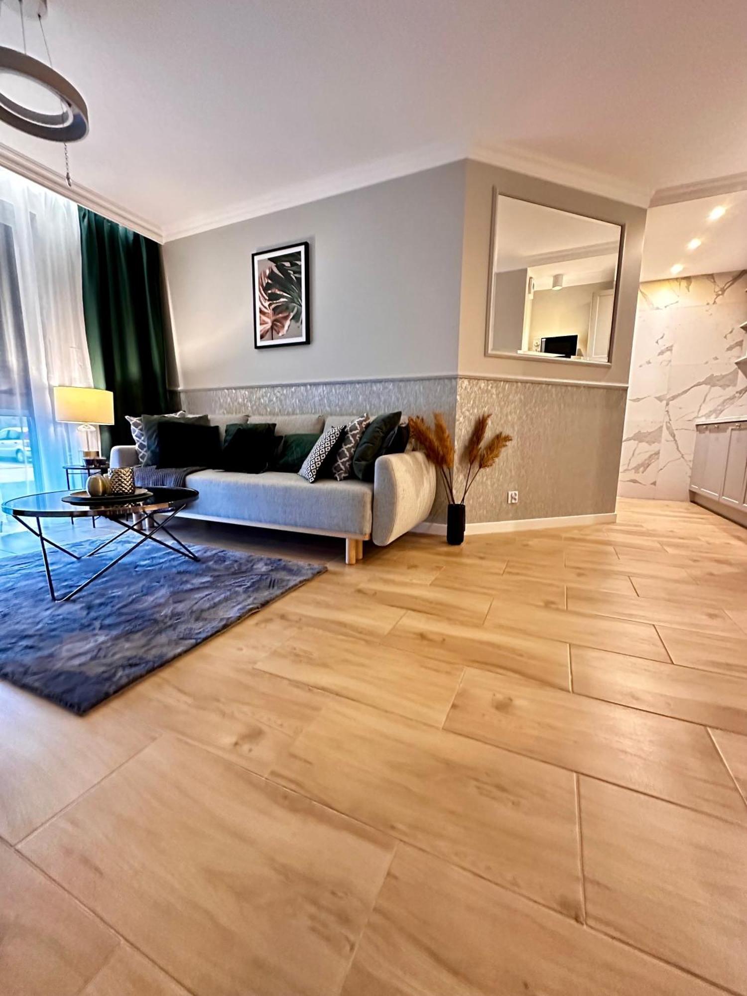 Apartamenty Kielce- Klonowa Nad Zalewem, 1-13 Osob, Faktura, Parking, Centrum Экстерьер фото